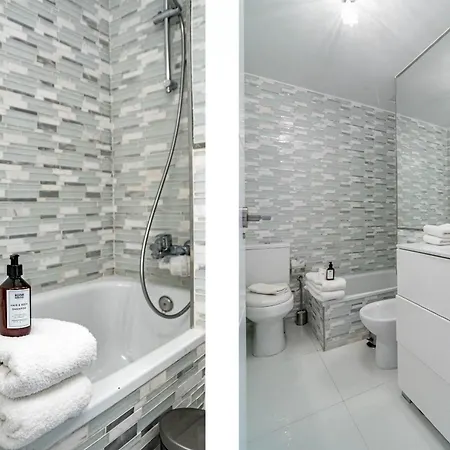 Ben32- Townhouse, By Roomservice