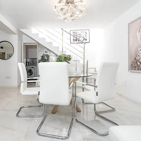 Holiday home Ben32- Townhouse, By Roomservice Estepona