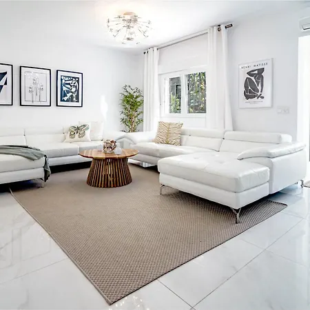 Ben32- Townhouse, By Roomservice Estepona